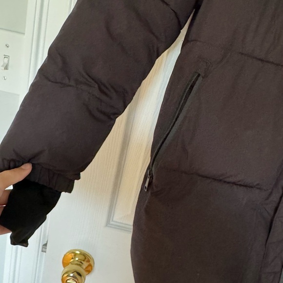 Winter coat - Picture 3 of 7